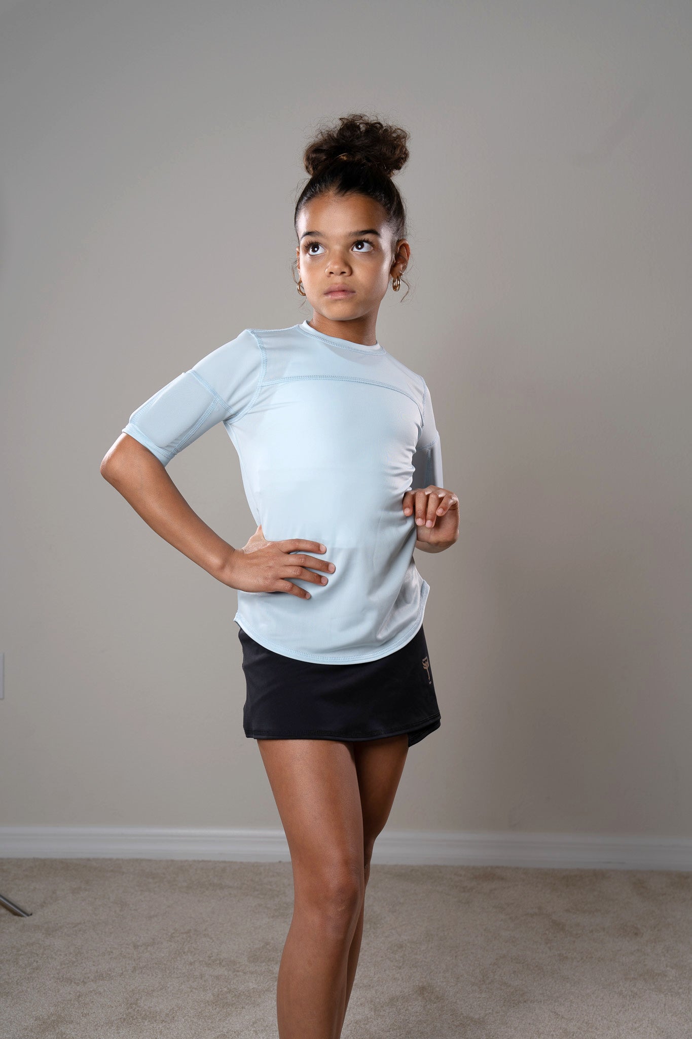 Girl's weighted short sleeve white top with weights